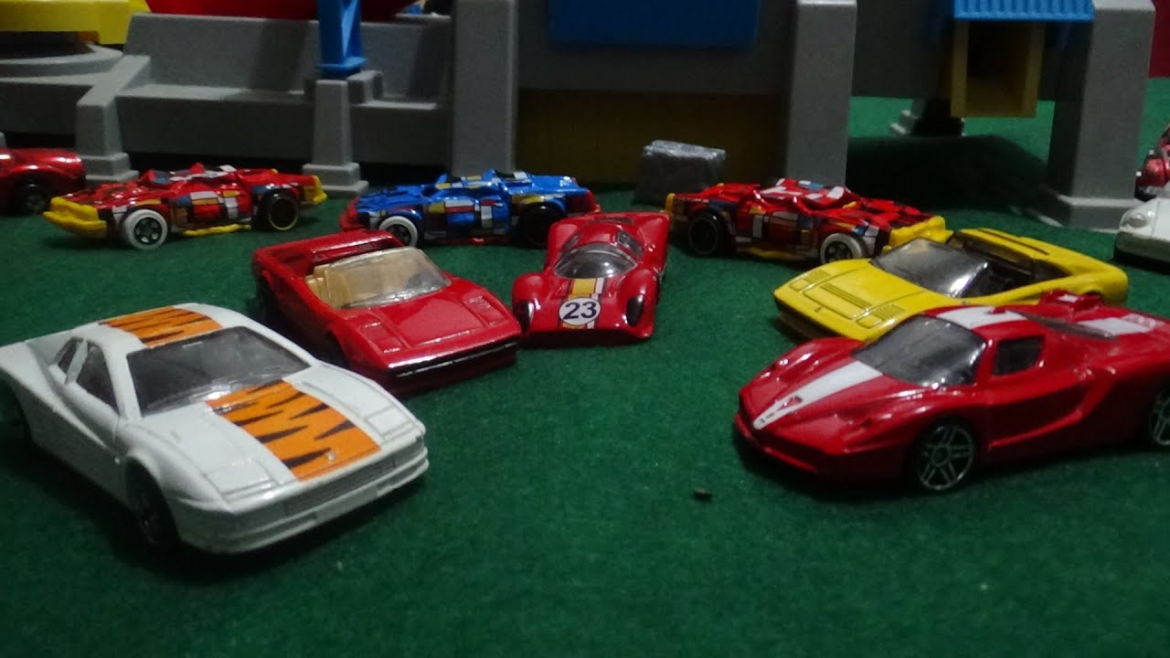 Diecast Junkyard ep1 Ferraris.