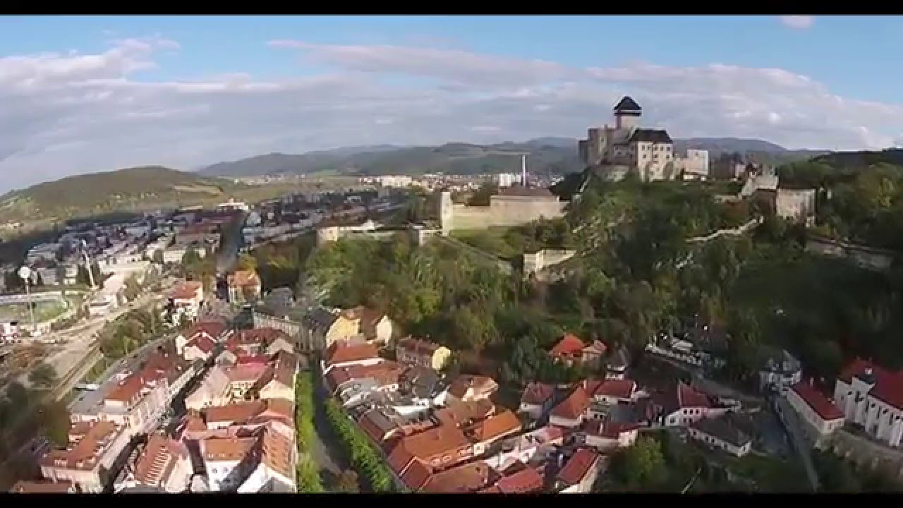 ZŠ Hodžova, Trenčín [50. výročie - z dronu]