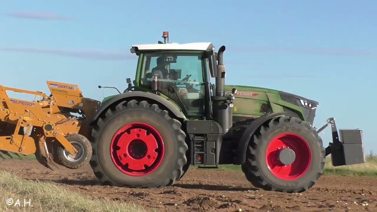 Fendt 939 Vario Fendt ONE Vario Grip & Alpego Skat Max Tiefenlockerer Zwiebeln Bodenbearbeitung 942