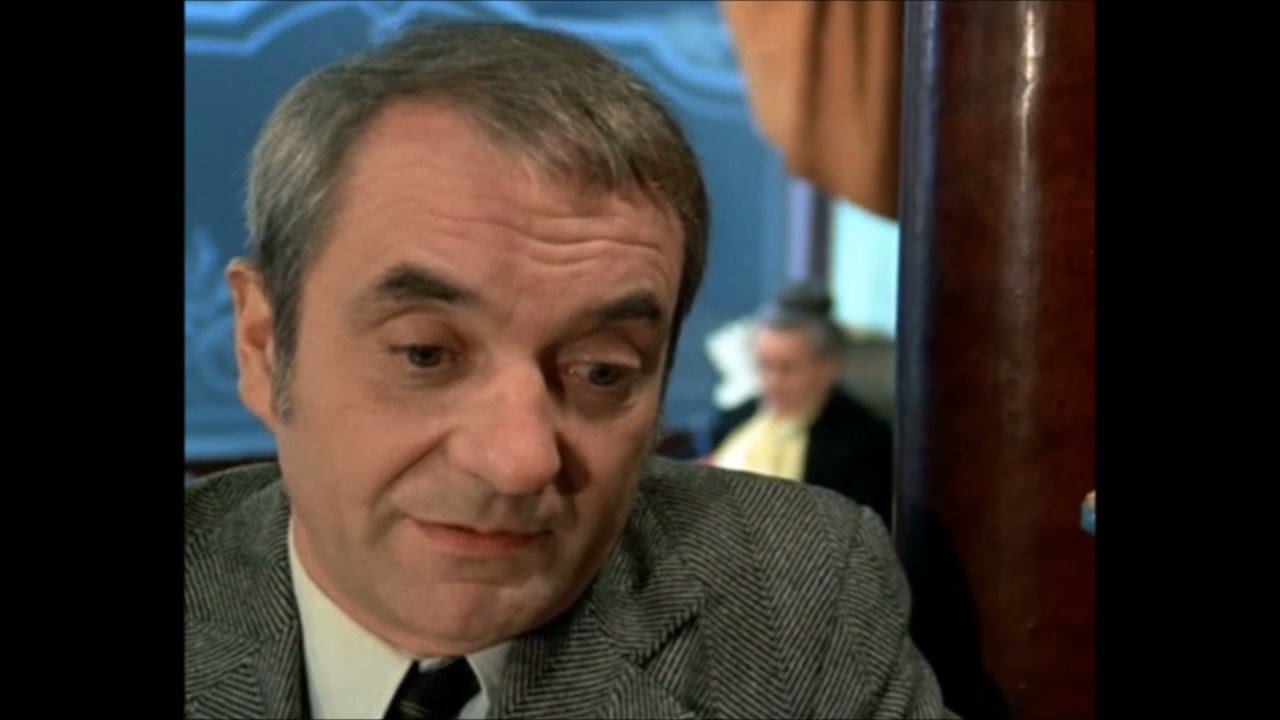 COMMENT REUSSIR QUAND ON EST CON ET PLEURNICHARD