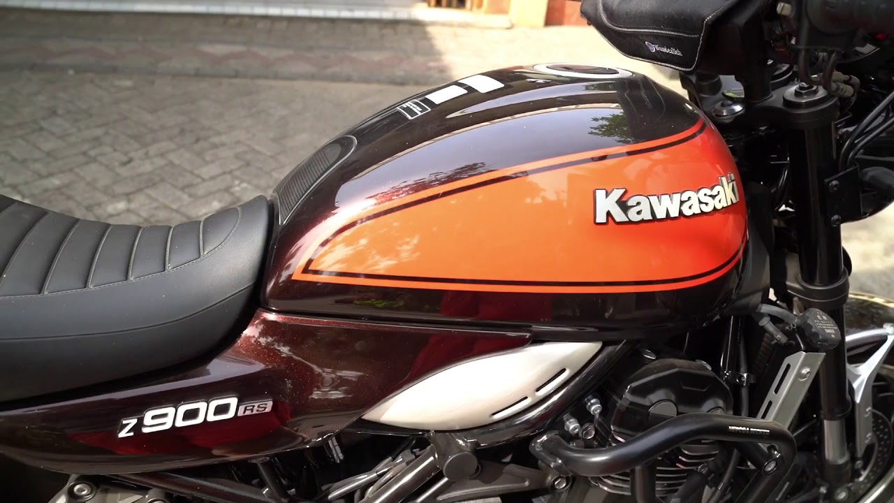 2018 Kawasaki Z900 RS with Brocks exhaust system