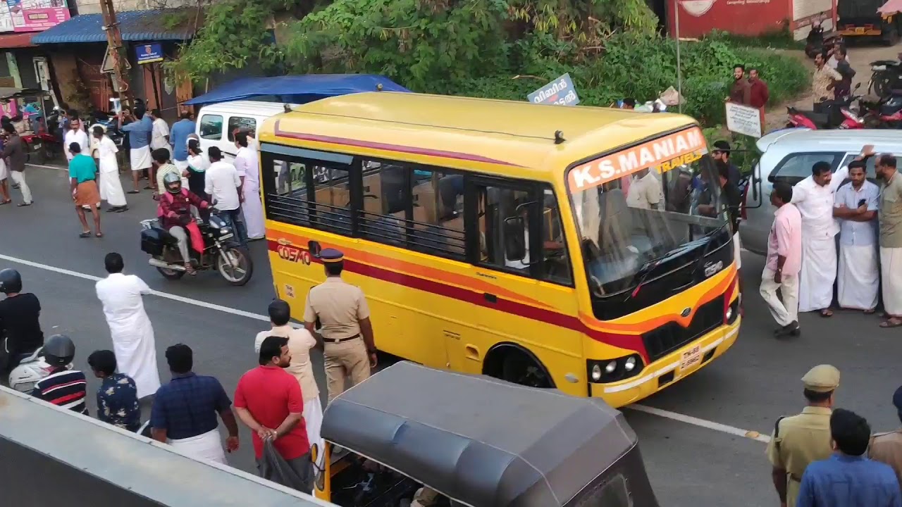 പുന്ന നൗഷാദ് (കോൺഗ്രസ് ബൂത്ത് പ്രസിഡന്റ്) ചോവെല്ലൂർപാടിയിൽ നിന്ന് ആരംഭിച്ച വിലാപ യാത്ര