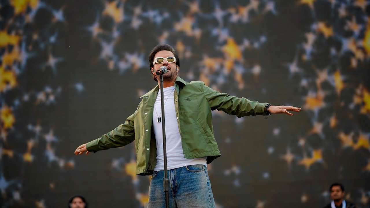 Atif Aslam Live at AIUB | Doorie | American International University Bangladesh