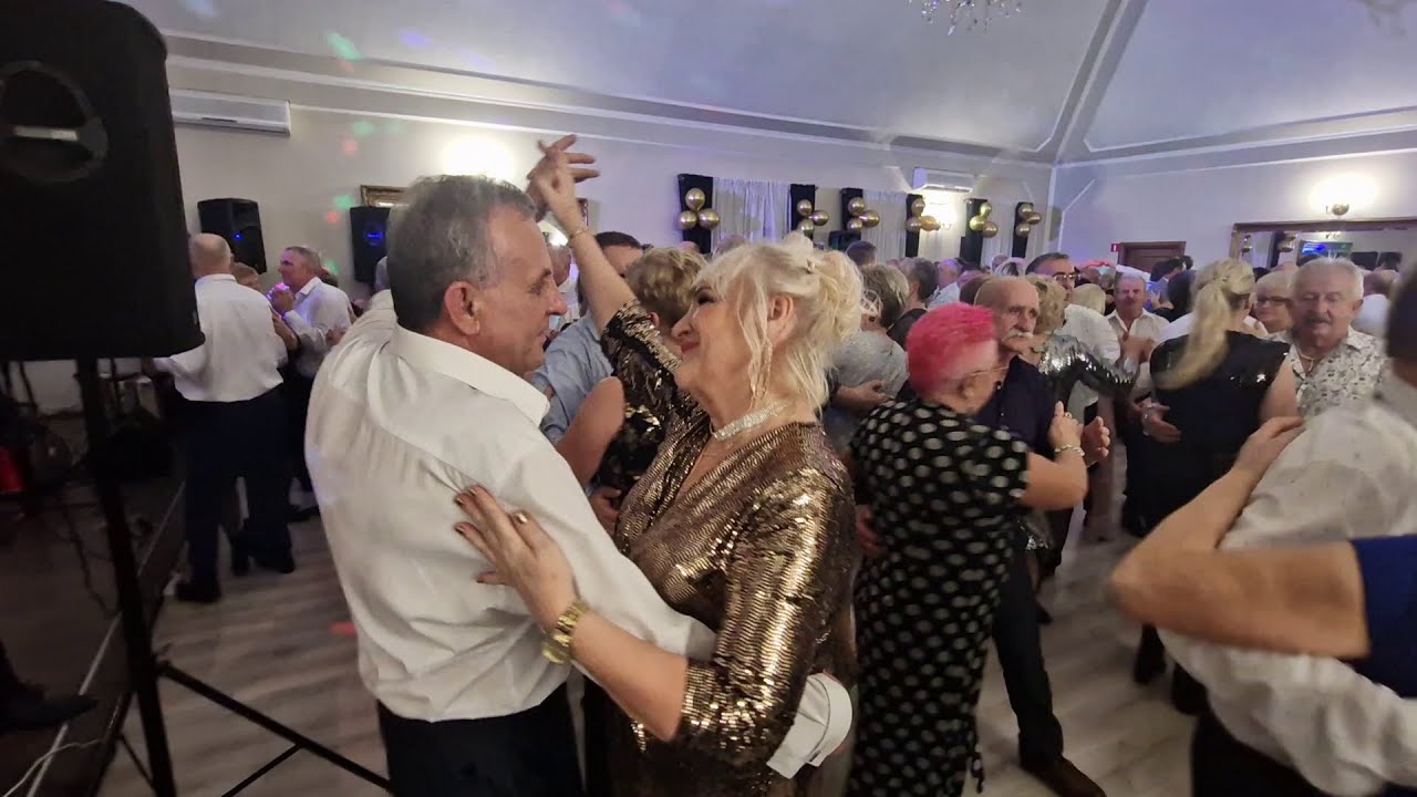 31 grudnia 2023 Sylwester w Złotym Dworze, przybyli goście pięknie się bawili!