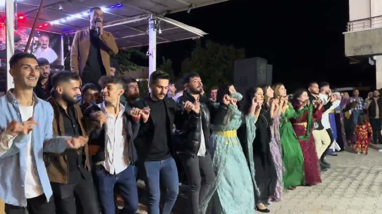 Sperti aşireti mala gori ( Ozan Ahmet Silopi ) Govenda Bablekan) Grup Nihat Silopi ekibi )