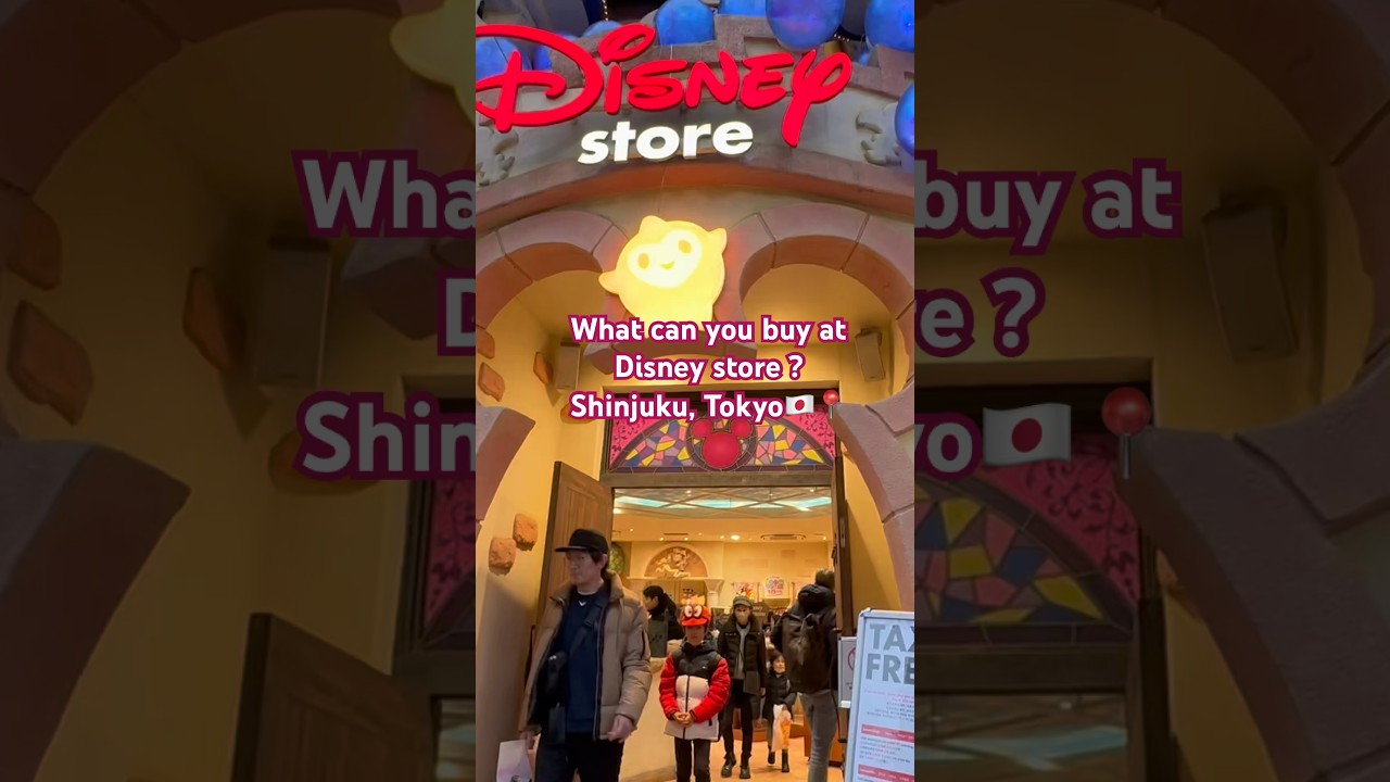 Shopping 🛍️ at disney store in Shinjuku, Tokyo 