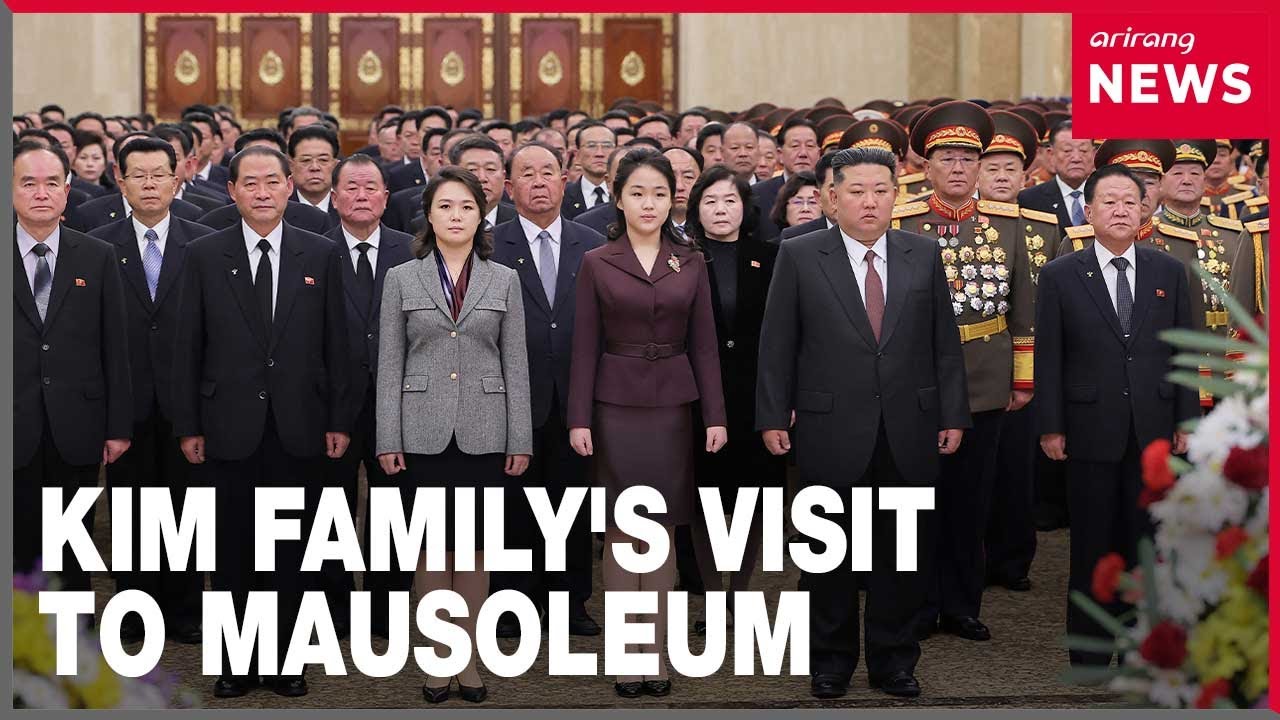 N. Korean leader Kim Jong-un visits Kumsusan Palace of the Sun with wife, daughter on Thursday