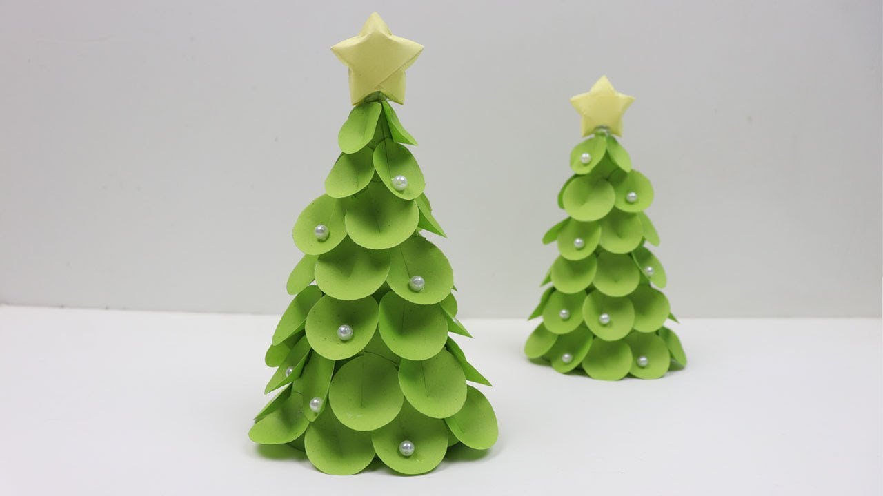 How To Make Beautiful 3D Table Top Paper Christmas Tree DIY Paper Xmas Tree - Christmas Crafts 