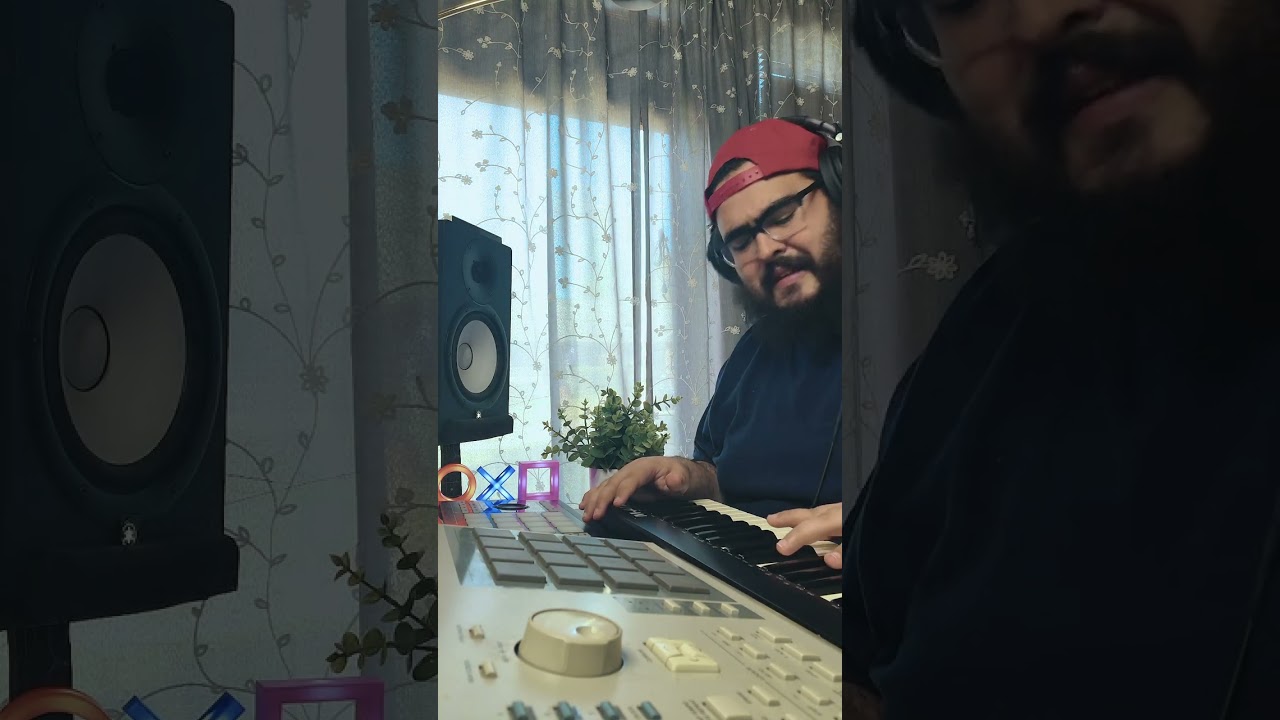 Making an RnB Trap beat with my MPC2000