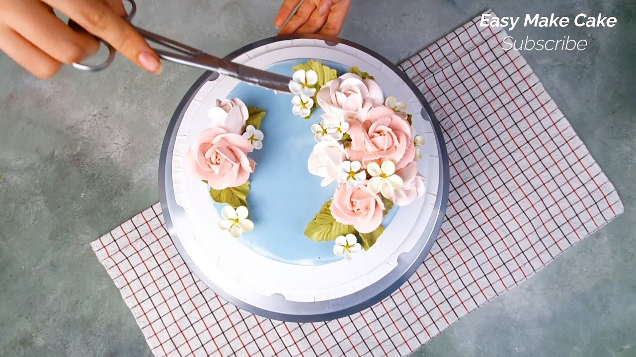 Whipped Cream Flower Cake | Easy Cake Decorating Tutorial