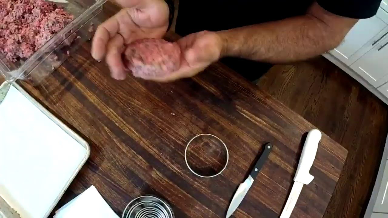 How to: use dry aged pellicle for dry aged beef burger mix  ~ www.thesteakager.com