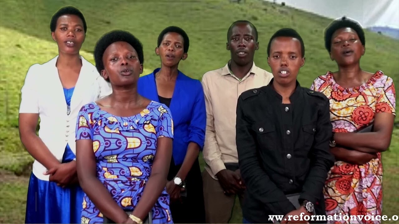 ndabona isi yaciye amarenga by TUBURIRE ISI CHOIR