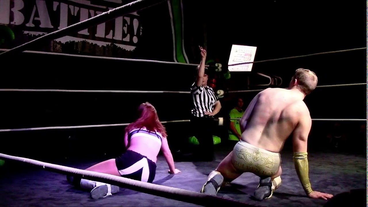 Liiza Hall vs Travis Williams