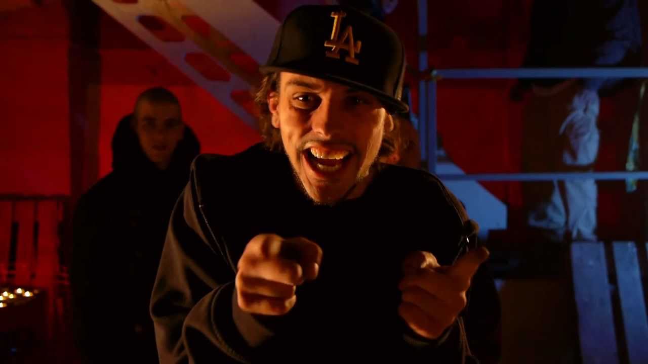 ADN76 Feat Akro - Freestyle d'Octobre 2010