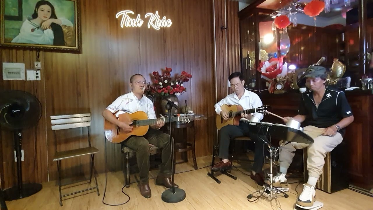 Ca khúc : Biết bao giờ trở lại.St: Ngô Thụy Miên :Tb: Nguyễn Việt.Guitar cover: Lê Huân.