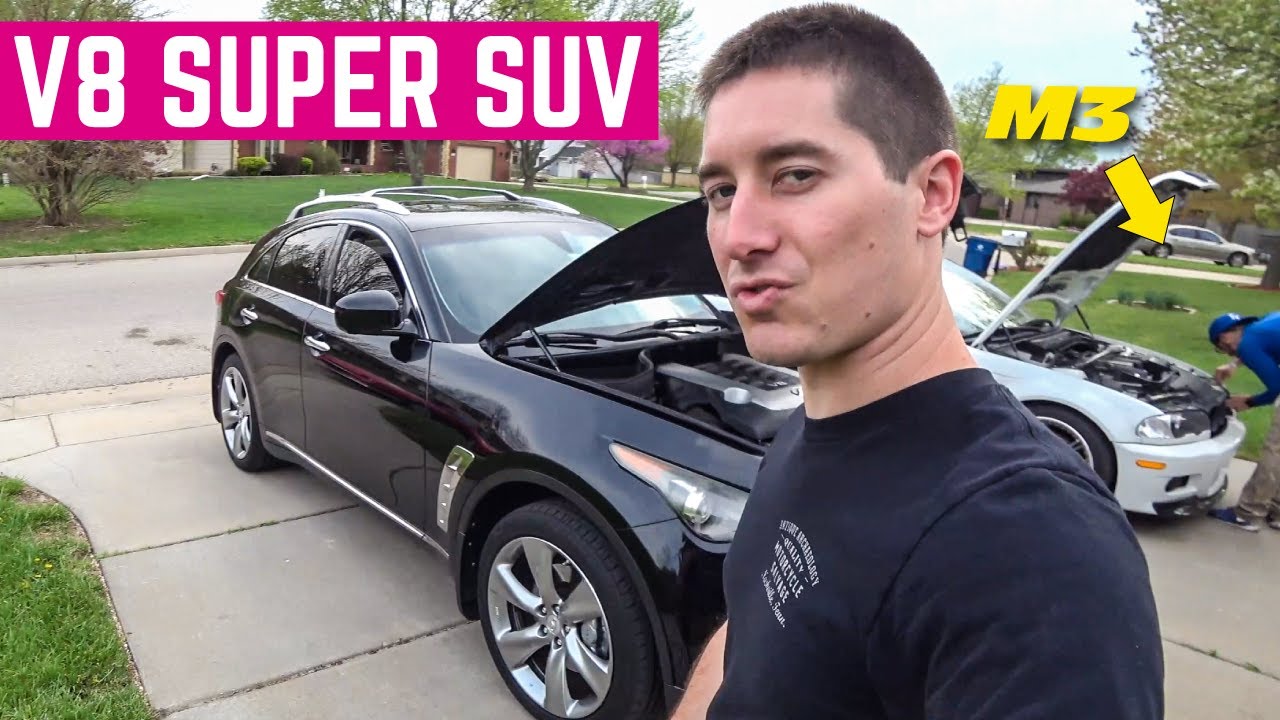 CHANGING The Spark Plugs On Sebastian Vettel's Infiniti FX50S