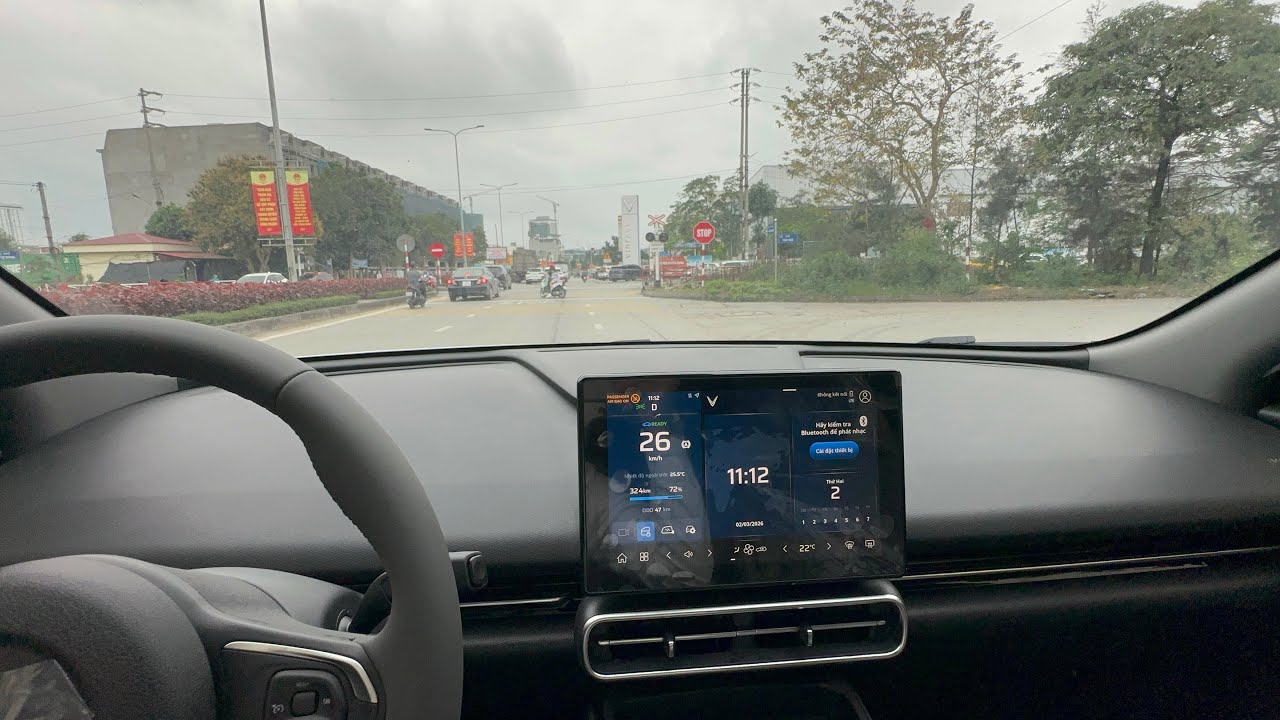 Chạy Test MPV 7 xem khả năng c&aacute;ch &acirc;m, tăng tốc, hệ thống treo c&oacute; ổn kh&ocirc;ng? | Th&agrave;nh Auto