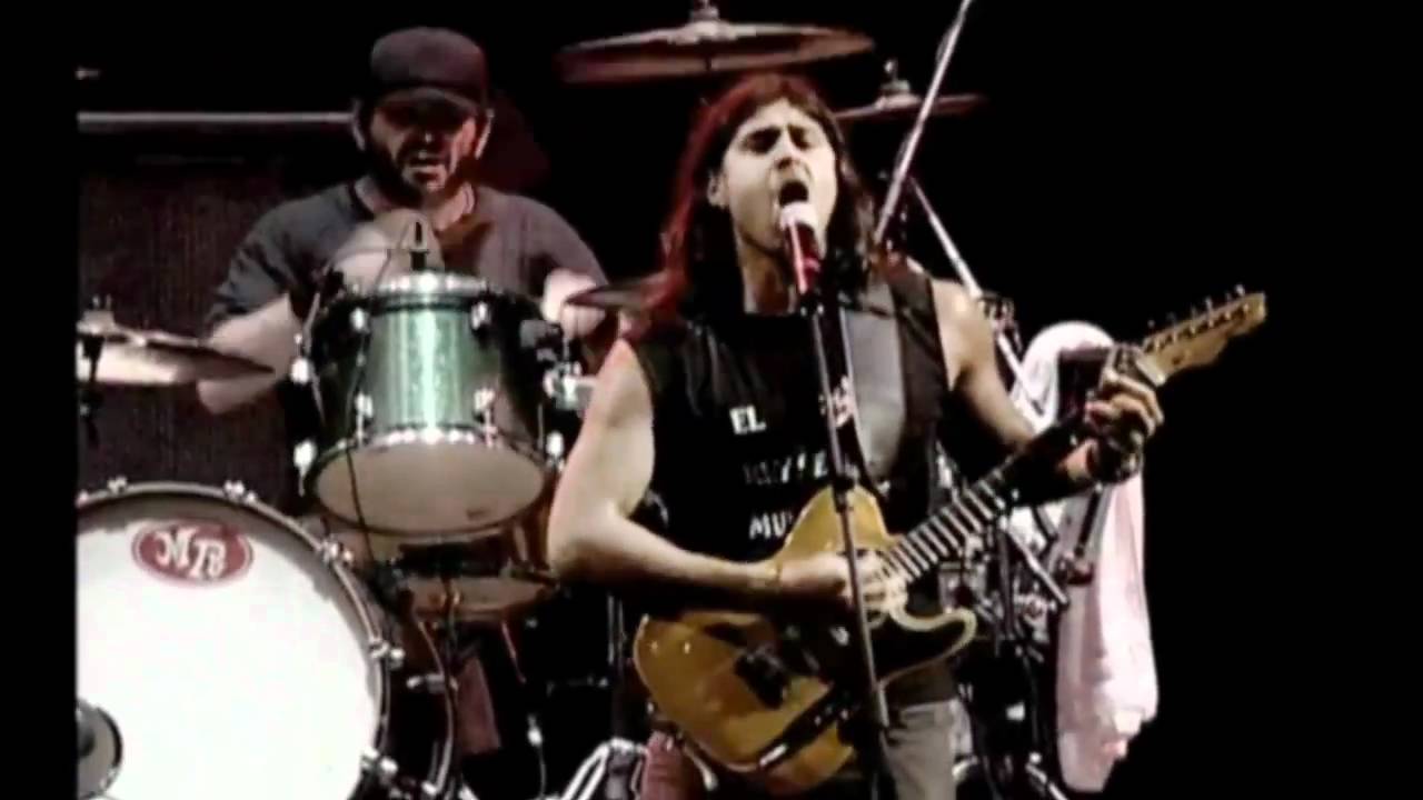 Mancha de Rolando - Arde la ciudad (vivo DVD 