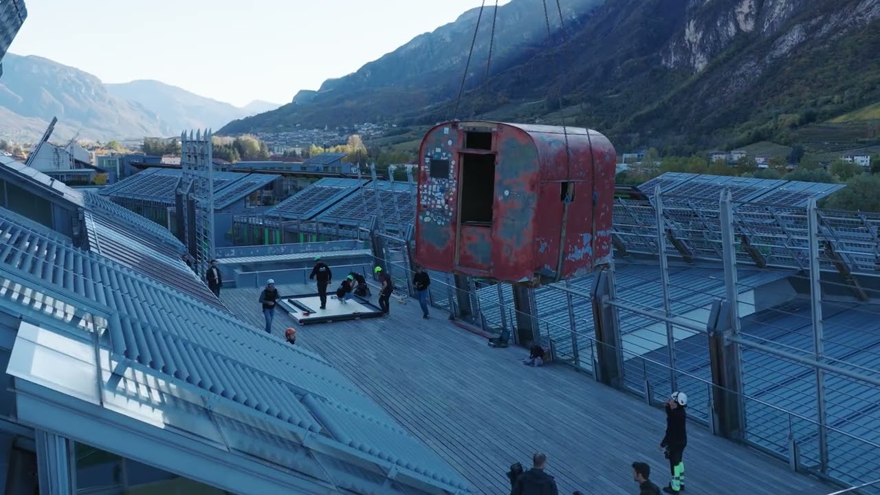 Bivacco Fiamme gialle, consegna  al Muse Trento