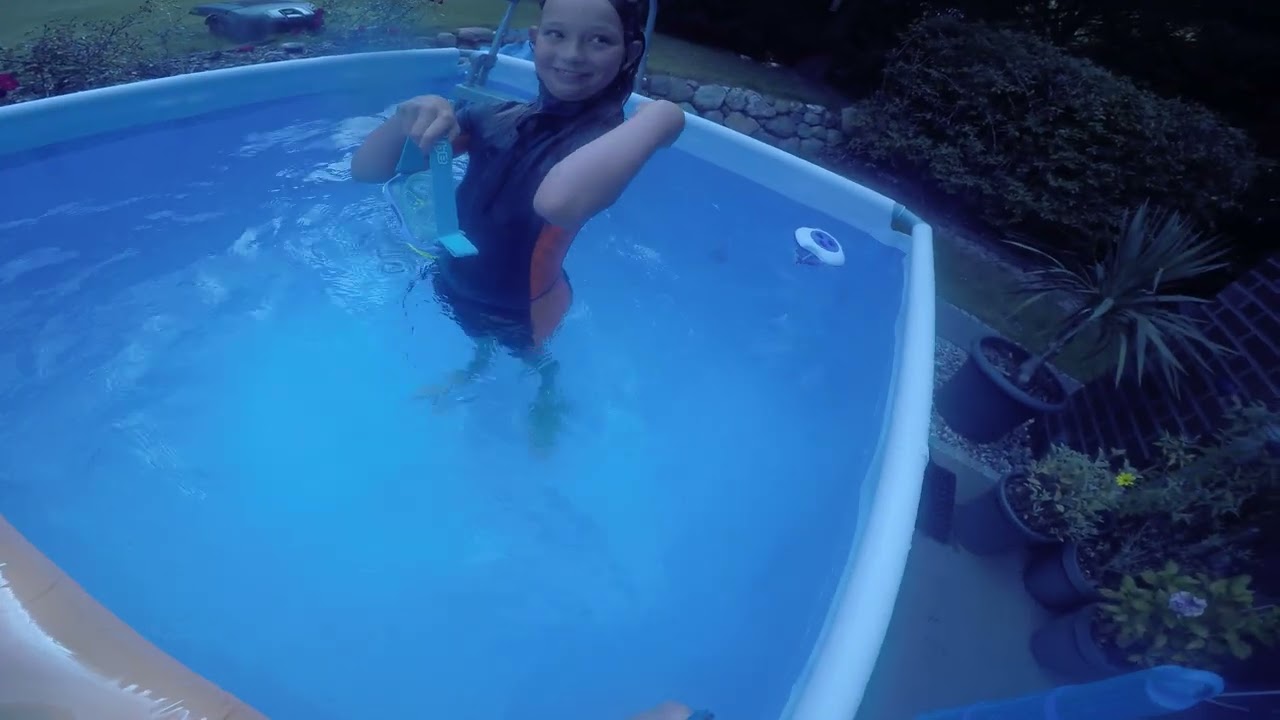 Poolspaß mit neuer Kamera   3 er Challenge