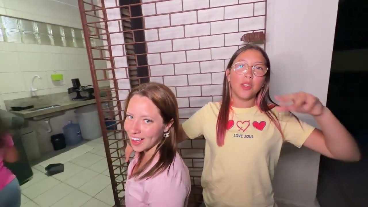 ESCONDE ESCONDE EXTREMO. Quem vai vencer? Com a Turma do Tutu