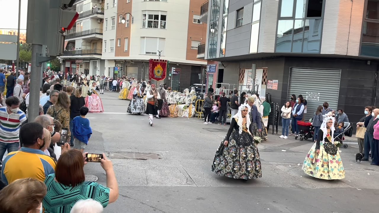 Peregrinación, ofrenda floral y cierre de fallas