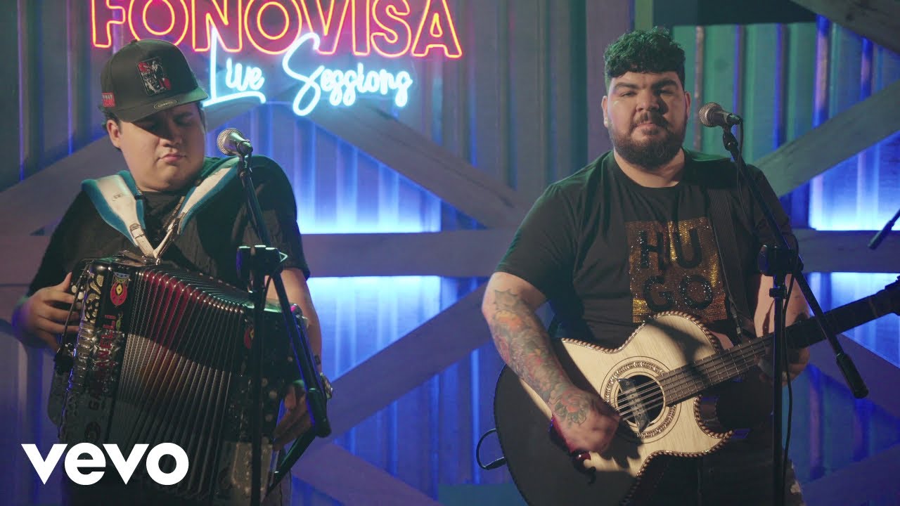 Grupo 3 Mandos - El Agarre Del Burrión (Live Sessions)