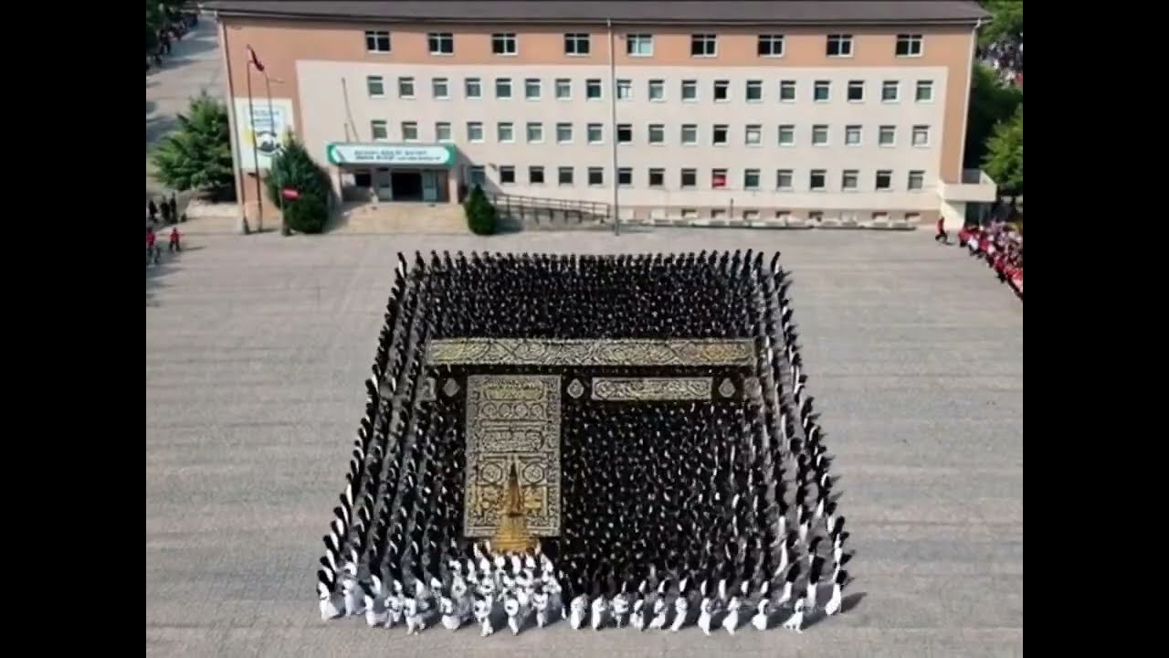 Hoş Geldin Ramazan Ayı Okulumuzun  Kareografik Gösterisi.(Yapay zekadan faydalanılmıştır.)