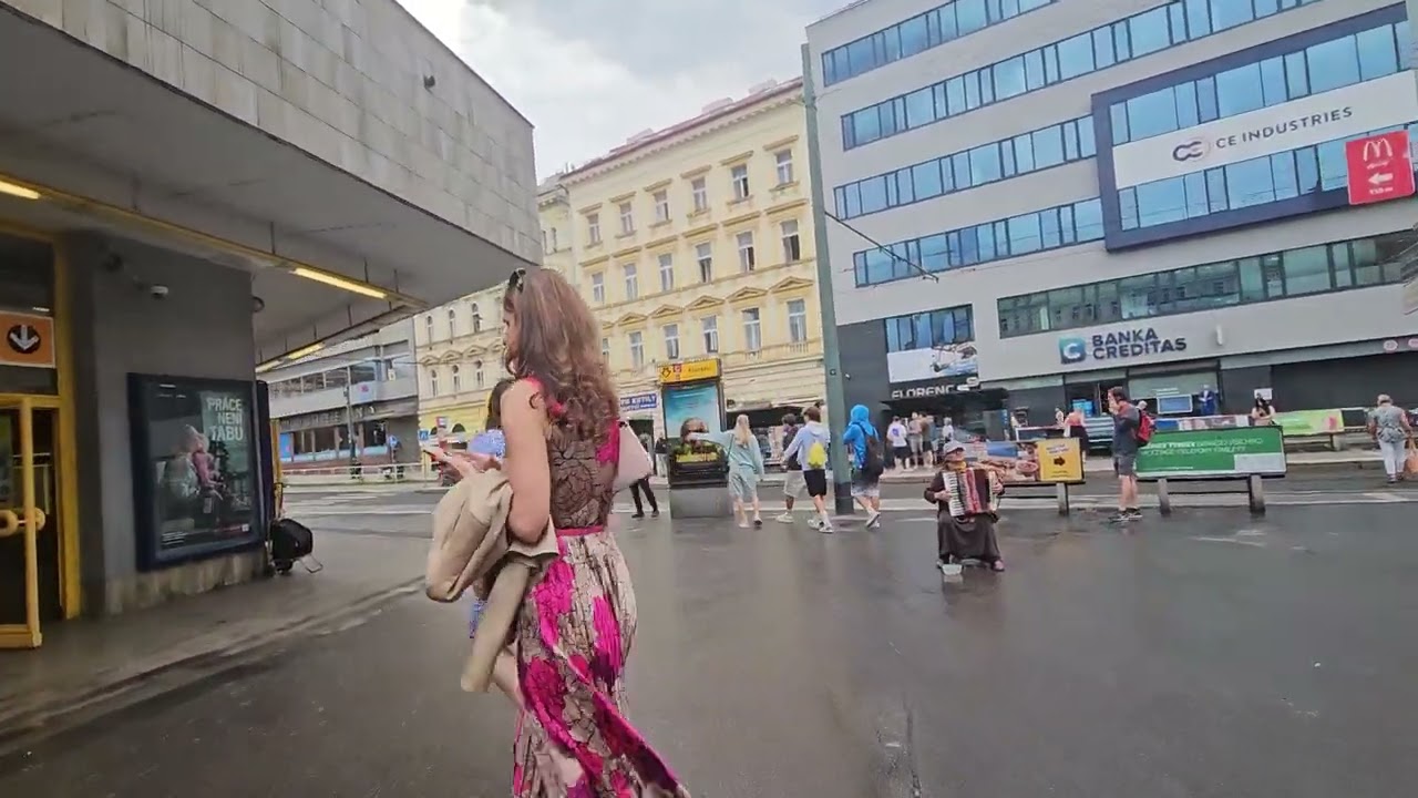 Prague - Florenc - Exit E1 #mrt #green #prague #interchangestation #florenc