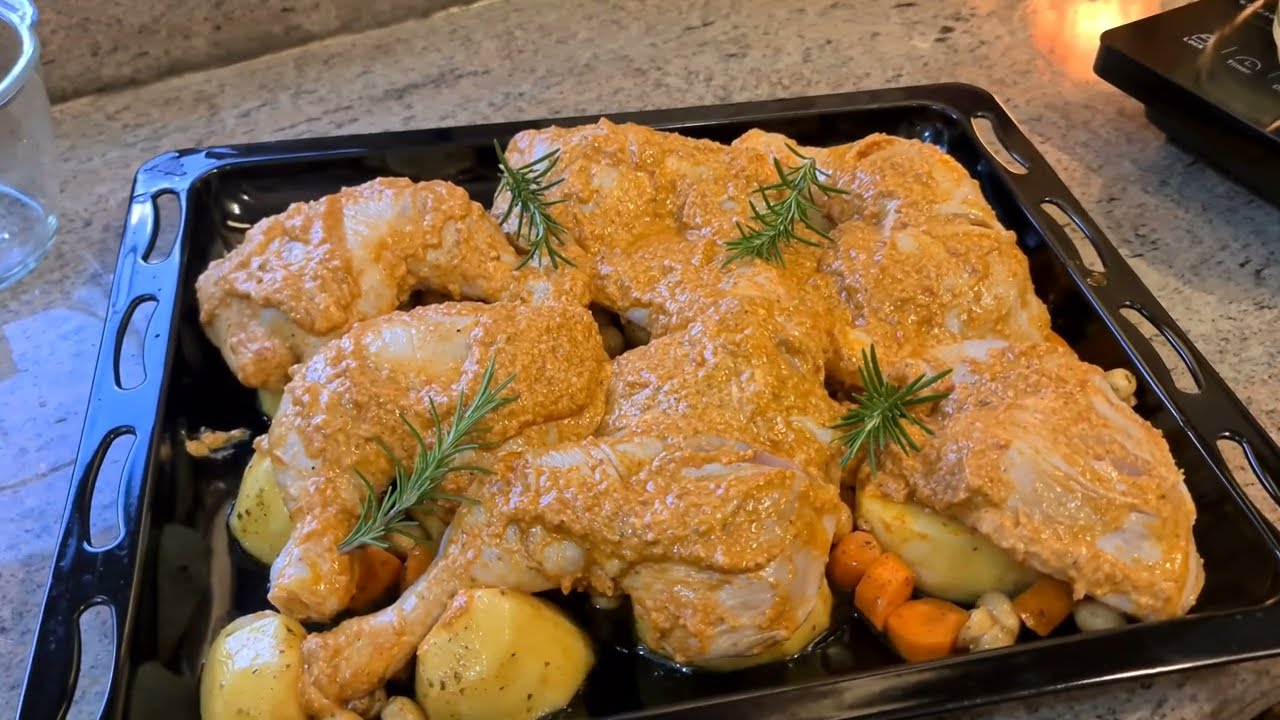 دجاج و بطاطا بالصينية 🍗🥔 Chicken with potatoes in oven tray