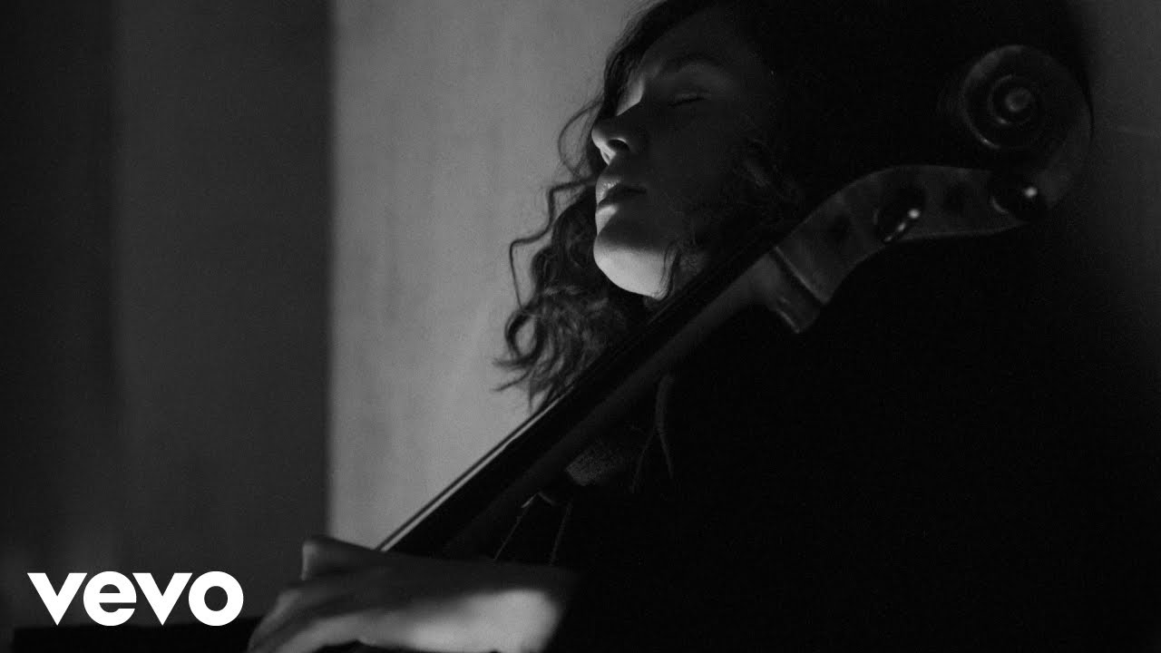 Anastasia Kobekina - Radiohead: Like Spinning Plates