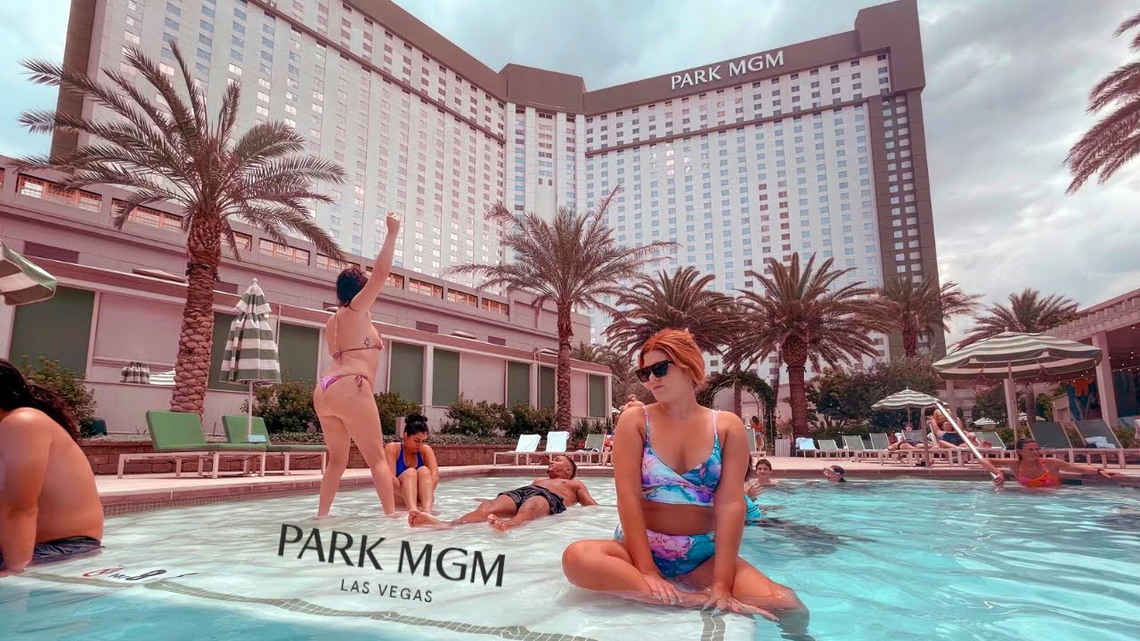 Why I Loved My Stay at Park MGM in Las Vegas! 🥰