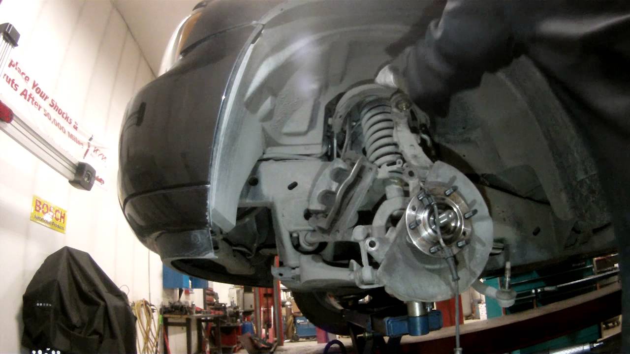 Chevy TrailBlazer Ball Joints Replace -TrailBlazer Upper And Lower Ball Joints Replacement