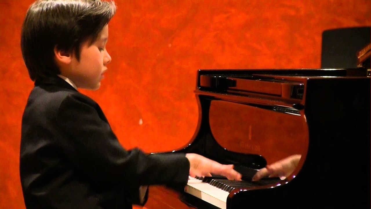 Edvard Grieg (1843 – 1907) aus den „Lyriske stykker“ (Lyrische Stücke): Småtroll es-moll, op. 71,3