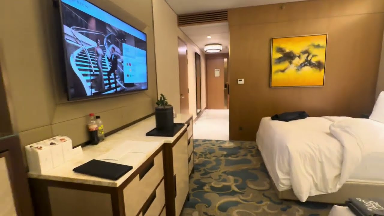 Quick Hotel Room Tours - St Regis Macau - Cotai, Macau