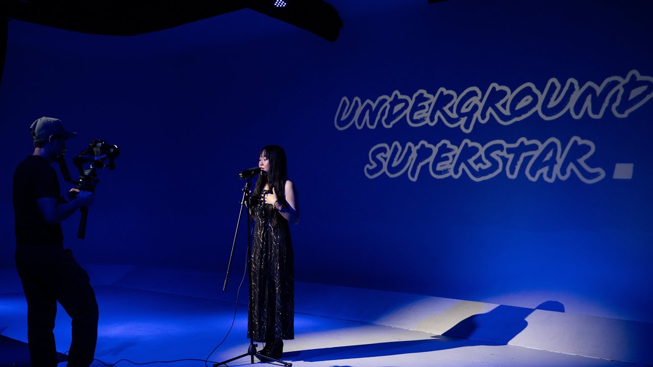 Underground Superstar 🕋™️ Exclusive Live Performance w/ Betty Ke | “Keep Holding On” | Out Now 