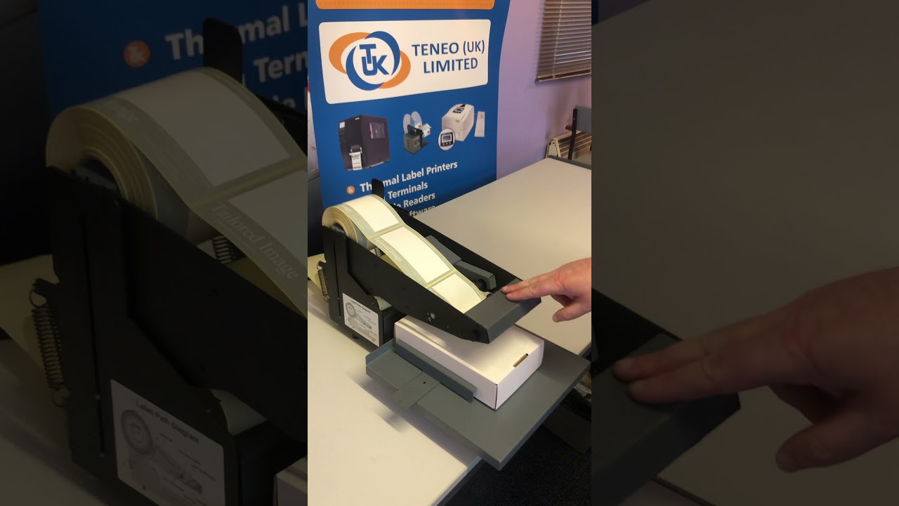 AP550 Flat-Surface Label Applicator