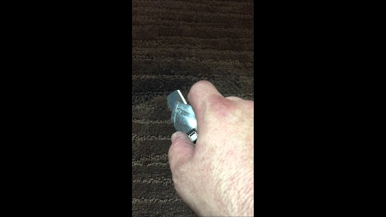 Fixing an iron burn in carpet