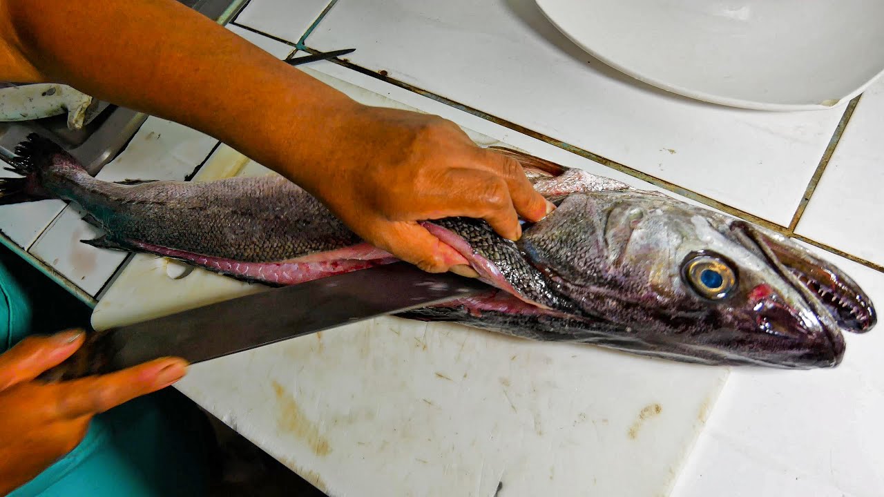 COMO FILETEAR PESCADO MERLUZA ¡EN 3 PASOS!