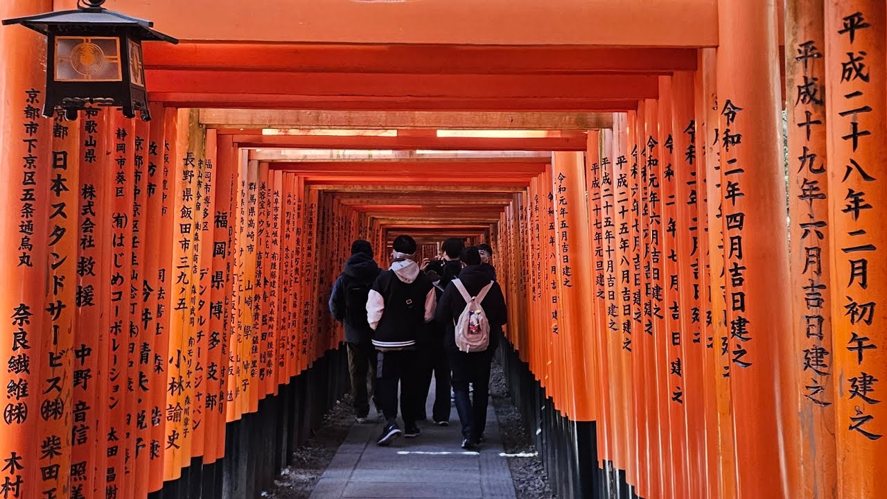 VLOG: Hiking at Fushimi Inari, Japan 🇯🇵⛩️ #Family #Holiday #Adventure #Travel