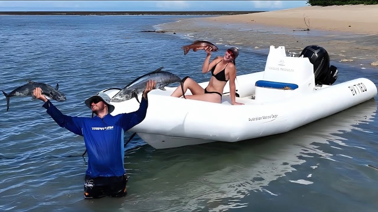 My GIRLFRIEND SPEARED her first fish !!!   (spearfishing Australia FNQ)