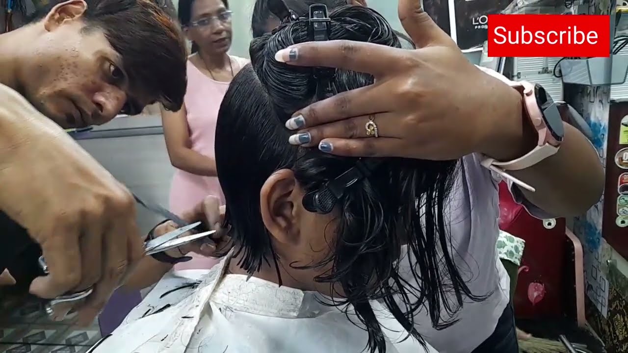 Aaj hair cut kiya purva ka khub sundar dikh rahi hai.