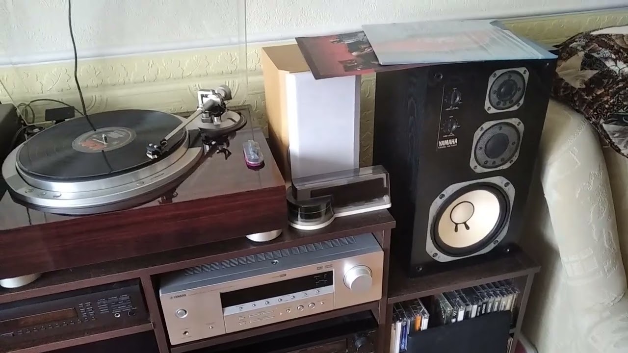 Звук мониторов  yamaha NS-100M