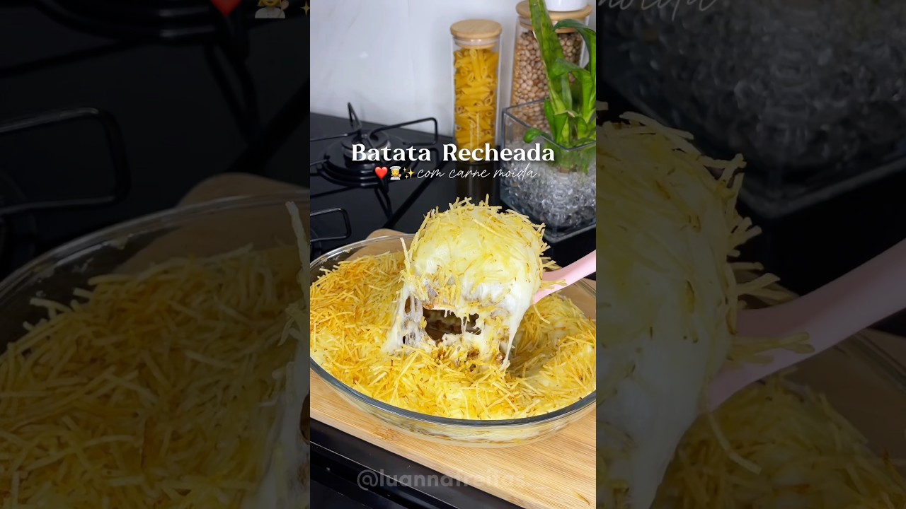 Batata recheada com carne mo&iacute;da 😋 #receitas  #comida  #batata #escondidinho