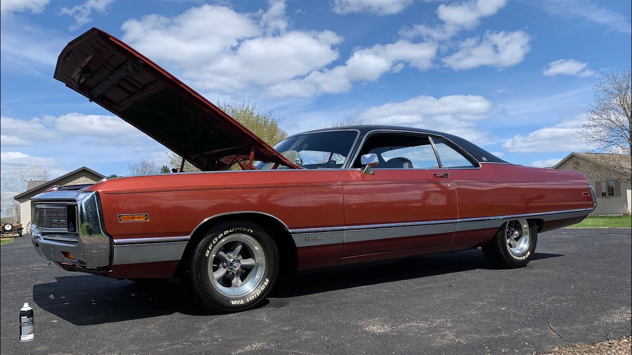 Taking A Drive In A 1971 Chrysler New Yorker 440 Big Block