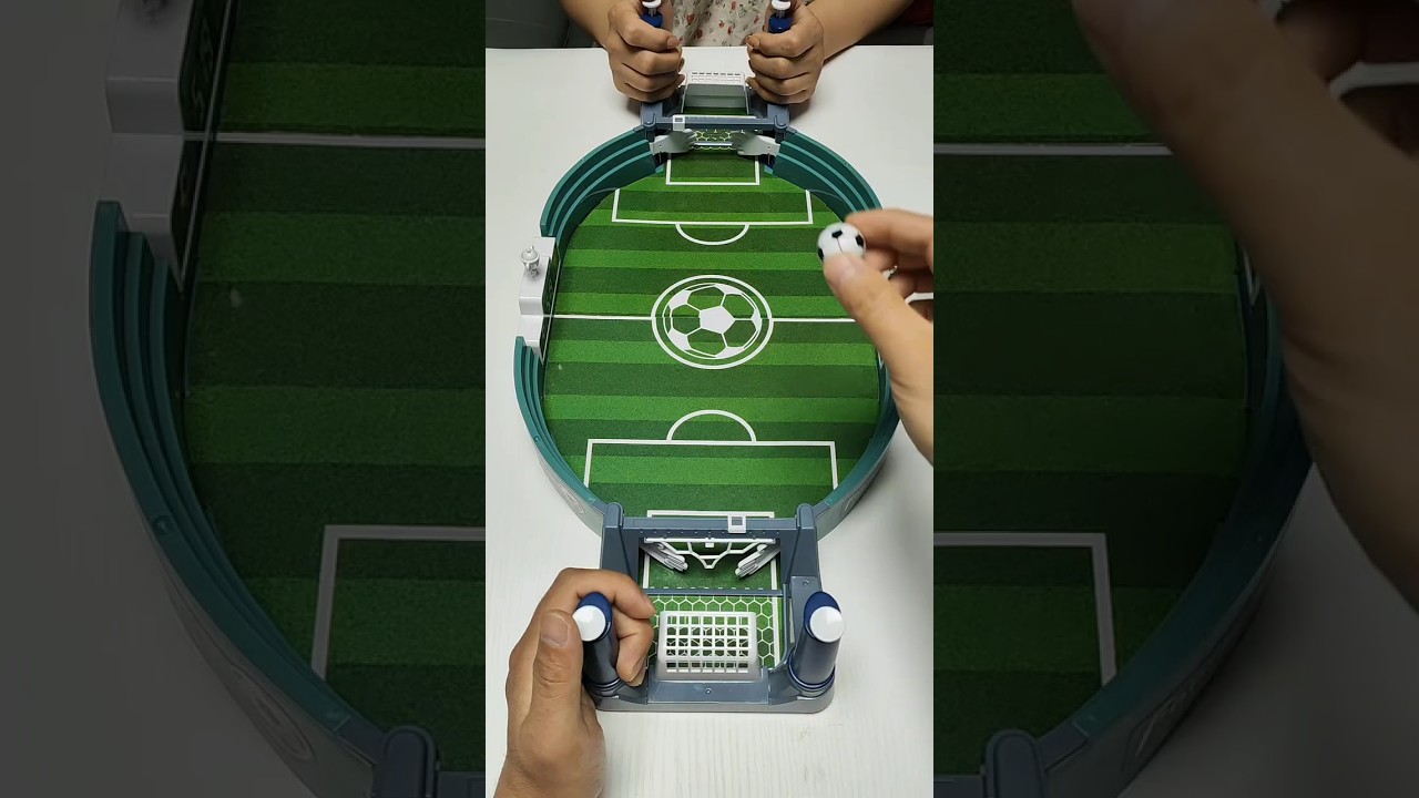 The Football Board Game That Will Blow Your Mind! #football #viralvideo #gameboard #youtubeshorts