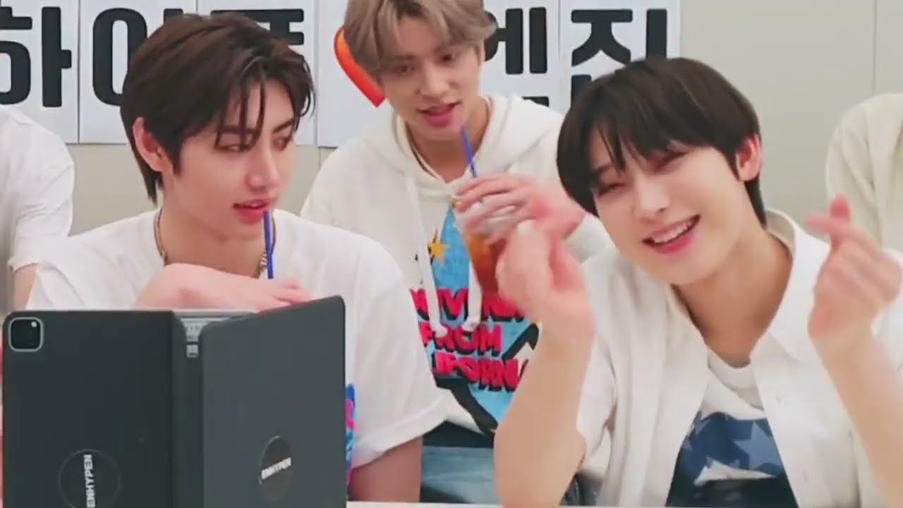 SUNGHOON & SUNOO (SunSun/훈선) #14 - TFW (That Feeling When)