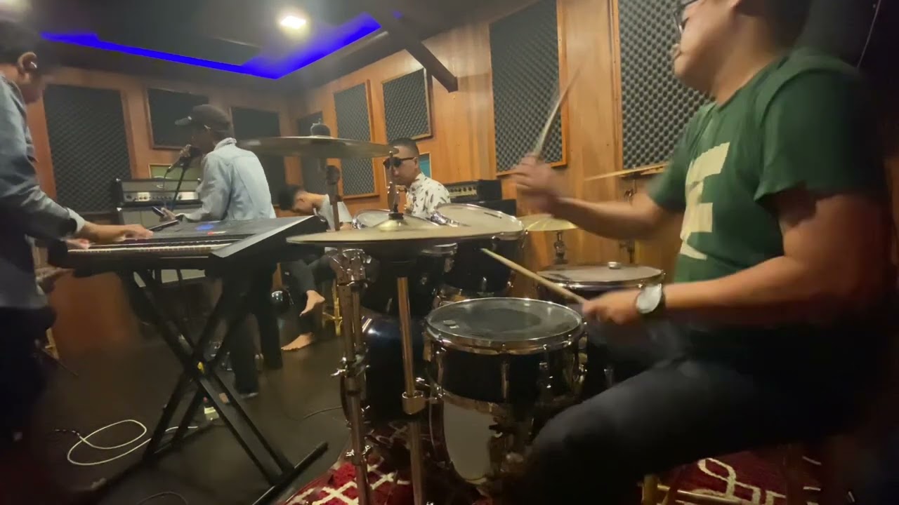Hapus Aku - Nidji (cover by Agacia) #bandcover #coversong #coverlaguband #studioband #drumcam