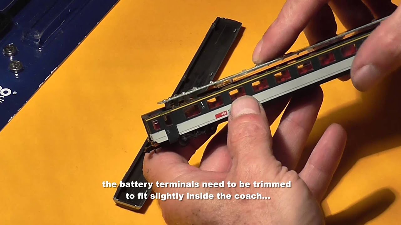 Installing Easy Peasy lights into ROCO coaches HD