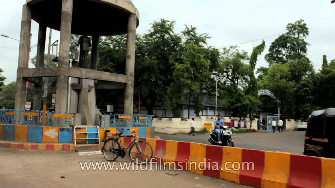 Traffic diversion in Pune, Maharashtra